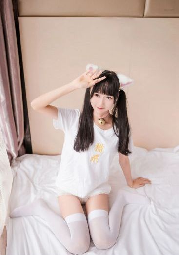 國產成人手機自拍視頻_中英字幕1080