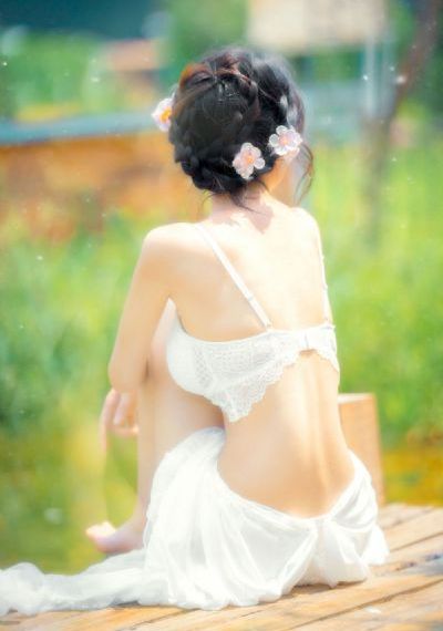 歐美粉嫩精品高清_超清影視在線觀看