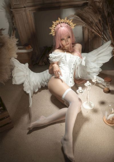 歐美服裝設計公司_HD完整視頻觀看