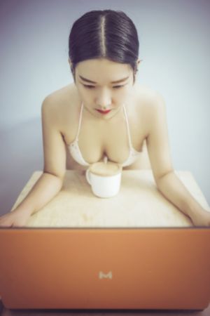 國產明星自拍_DVD免費觀看電視劇