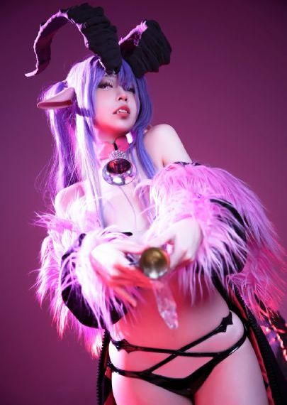 歐美油畫頭像圖片_HD免費(fèi)觀看韓國