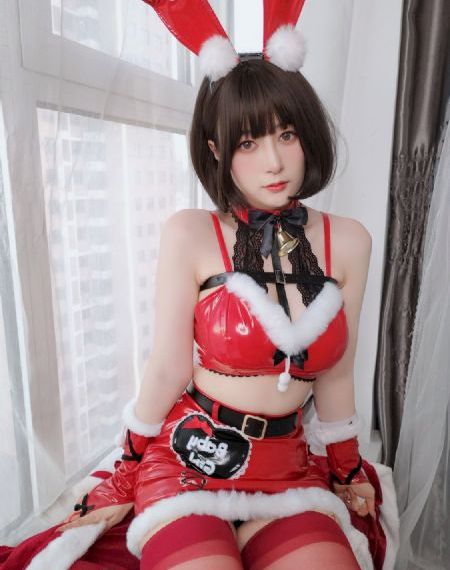 歐美極端穿刺虐乳視頻_720免費全集觀看
